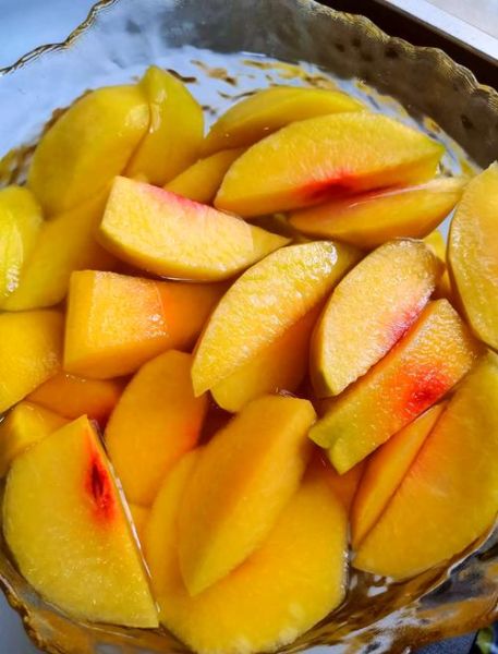 自制桃罐头怎么做_家庭版桃罐头保存多久