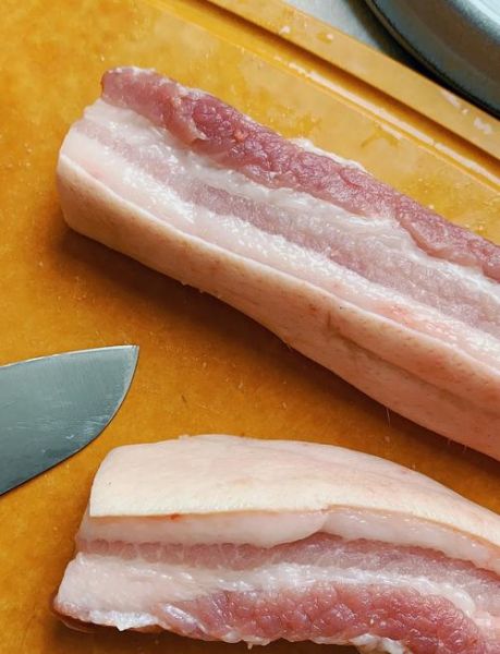 东坡肉正宗做法_东坡肉怎么做才软糯不腻