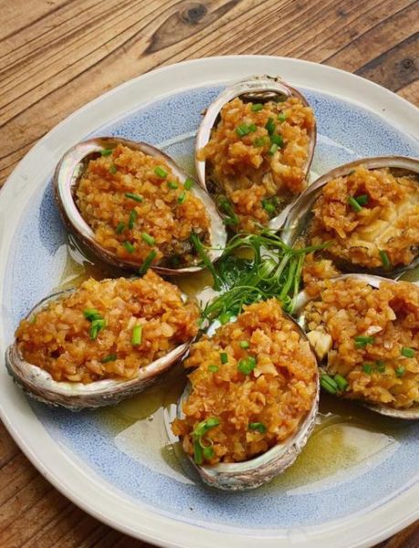 蒜蓉鲍鱼怎么做最正宗_蒜蓉鲍鱼蒸多久才嫩