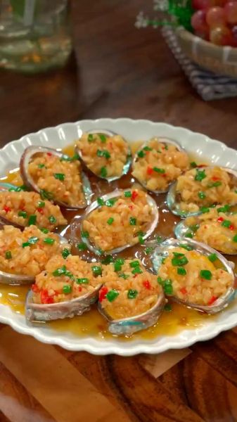 蒜蓉鲍鱼怎么做最正宗_蒜蓉鲍鱼蒸多久才嫩