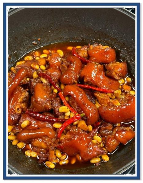 猪脚焖黄豆怎么做_猪脚焖黄豆要焯水吗