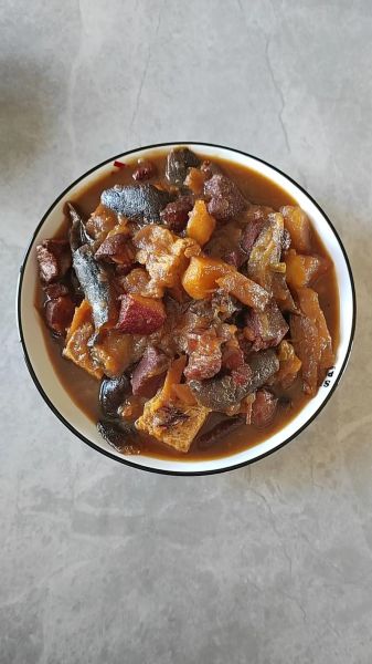 土豆炖茄子怎么做_家常做法步骤详解