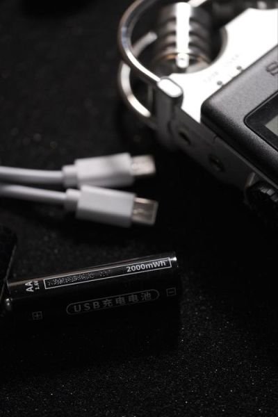 电脑可以给手机充电吗_电脑USB给手机充电伤电池吗