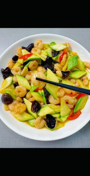 炒虾仁怎么做好吃_家常炒虾仁做法步骤