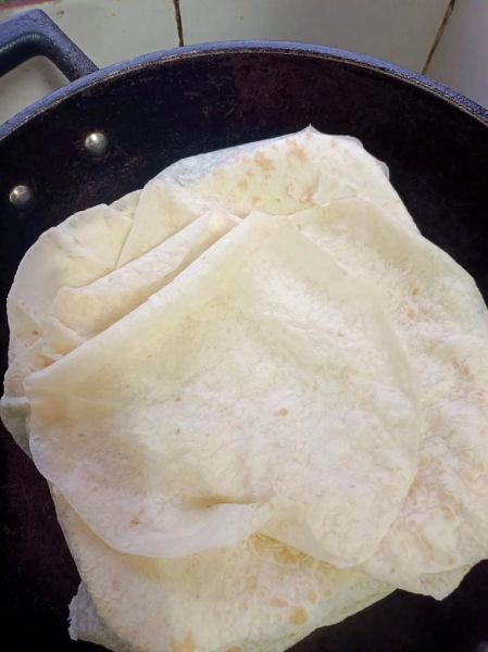 薄饼卷菜怎么做_薄饼卷菜的家常做法