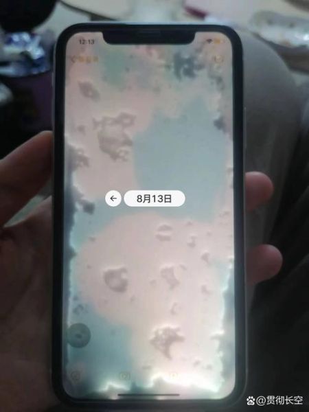 手机屏幕进水有水印怎么办_进水后水印会自己消失吗