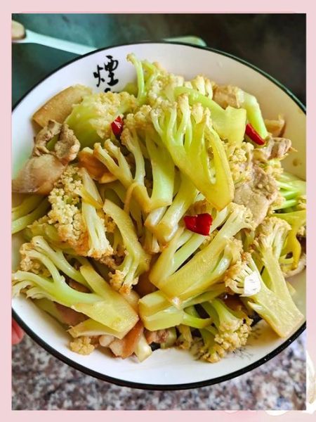 花菜怎么炒好吃_花菜焯水几分钟才脆