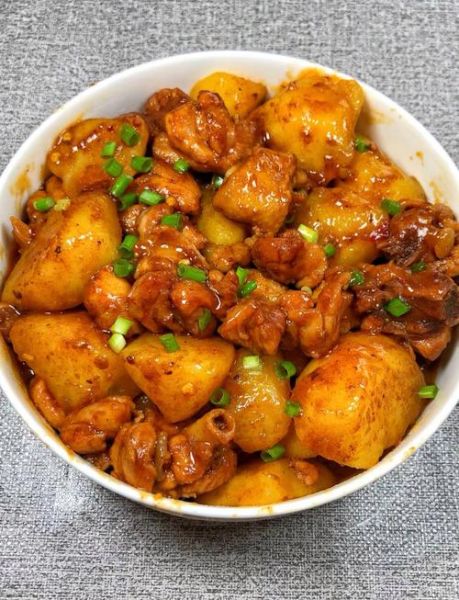 小鸡炖土豆怎么做才入味_家常做法步骤详解