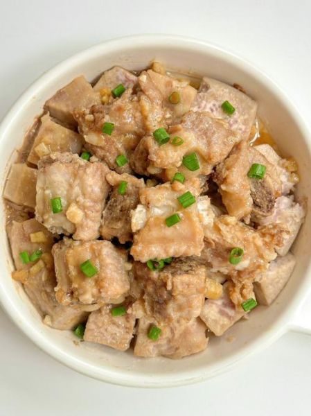 香芋排骨怎么做好吃_香芋排骨的做法步骤