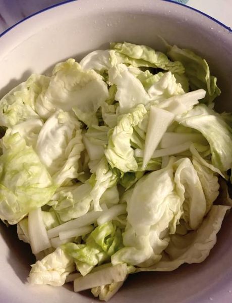 酸菜怎么腌制_酸菜的做法步骤