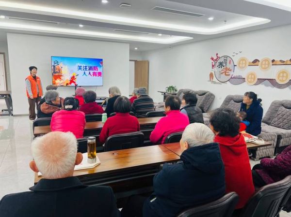 讲座认真的词语有哪些_如何形容听讲座很认真