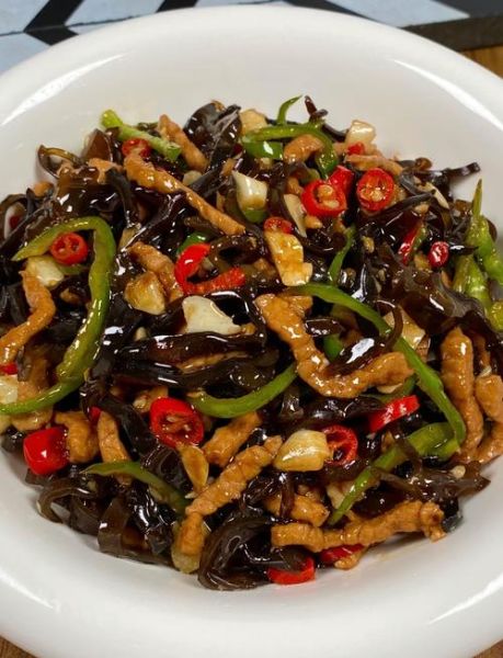 肉炒木耳家常做法_肉炒木耳怎么做才好吃