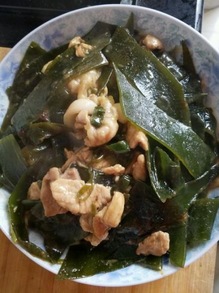 海带炒肉怎么炒好吃_海带炒肉的家常做法