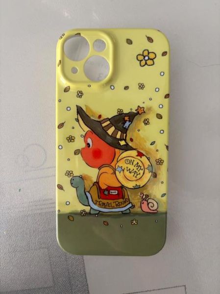 iphone手机壳怎么选_哪种材质更防摔