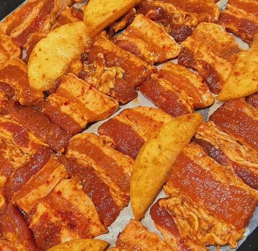 烤五花肉怎么腌制_烤箱温度时间多少合适