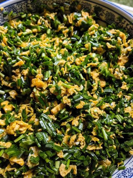 韭菜鸡蛋包子怎么和面_韭菜鸡蛋包子馅怎么调