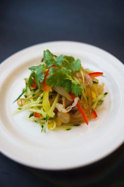 海蜇怎么凉拌好吃_海蜇焯水几分钟才脆