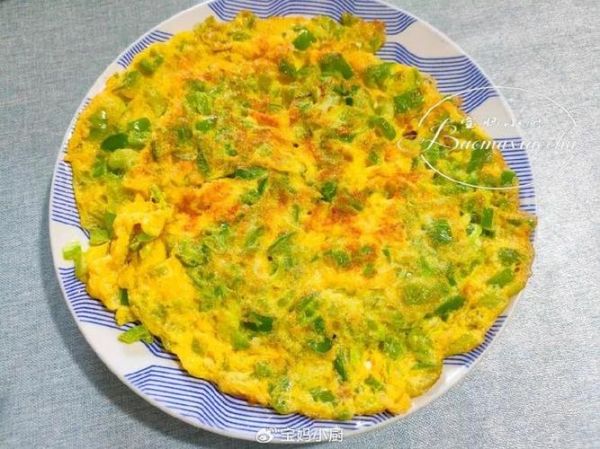 摊鸡蛋怎么做才蓬松_摊鸡蛋要不要加水