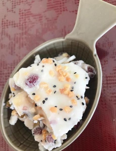 炒酸奶怎么做_炒酸奶需要什么材料