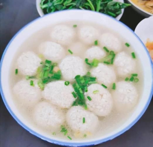 水汆猪肉丸子怎么做_水汆猪肉丸子为什么散