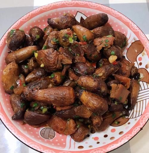 红烧芋头怎么做好吃_家常红烧芋头做法步骤