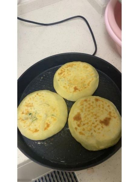 电饼铛玉米烙怎么做_玉米烙用甜玉米还是糯玉米