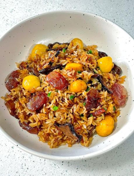 电饭煲腊肠饭怎么做_腊肠饭电饭煲做法窍门