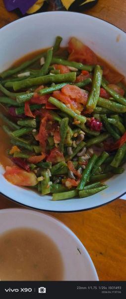 炒豇豆角怎么炒好吃_豇豆角用不用焯水