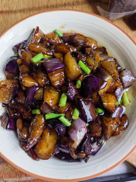 红烧茄子怎么做_家常红烧茄子做法步骤