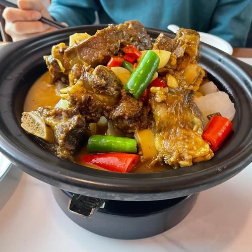 牛排骨汤怎么炖好喝_牛排骨汤的做法大全