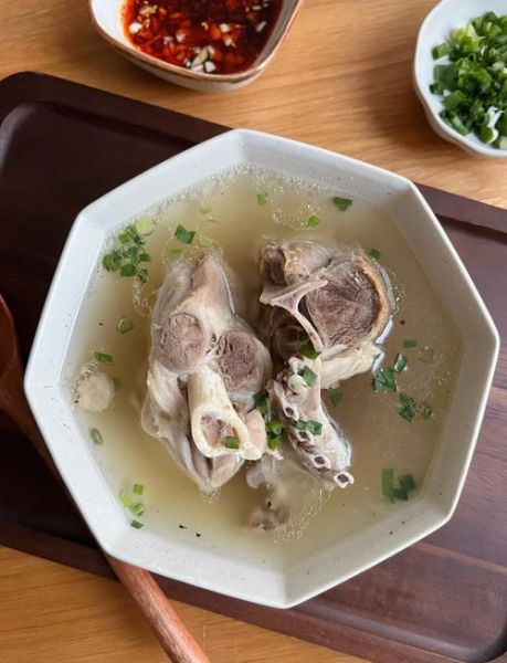 炖羊肉怎么做好吃_炖羊肉放什么调料去腥