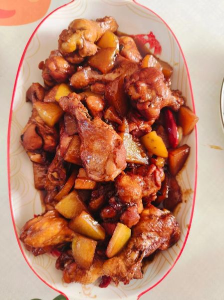 炖鸡翅的家常做法_怎么炖鸡翅才入味