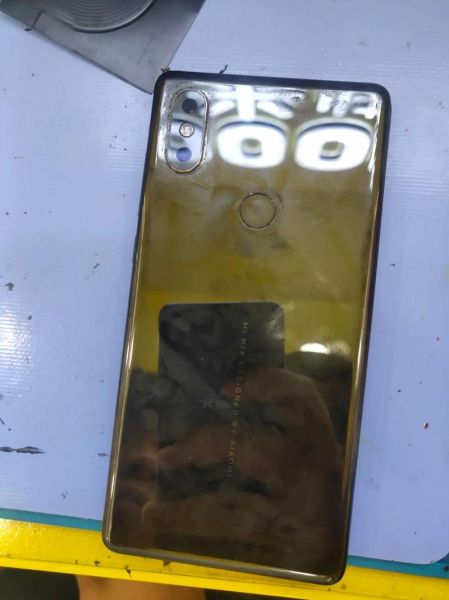 手机电池鼓包还能用吗_鼓包电池会爆炸吗