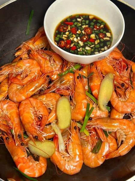 白灼大虾怎么做_白灼虾煮几分钟才嫩