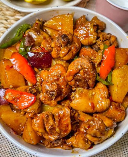 啤酒鸡腿怎么做_啤酒鸡腿要焯水吗