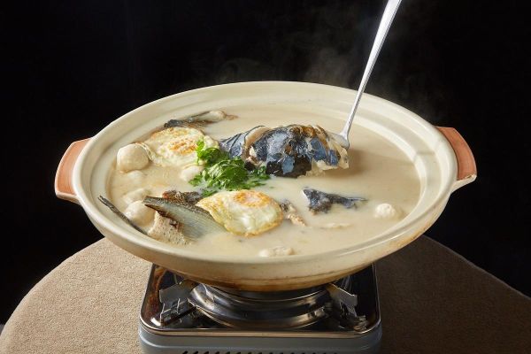 炖鱼头怎么做好吃_家常炖鱼头做法