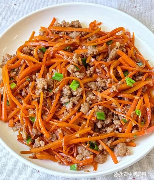 萝卜炒肉怎么炒好吃_萝卜炒肉用焯水吗