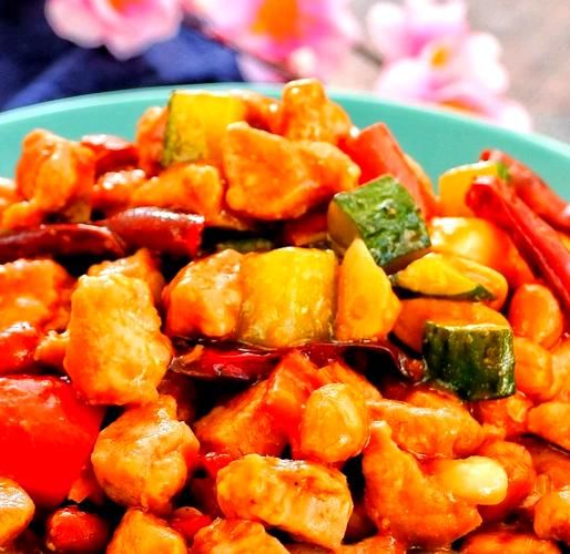 宫保肉丁怎么做才正宗_家常宫保肉丁的正宗做法