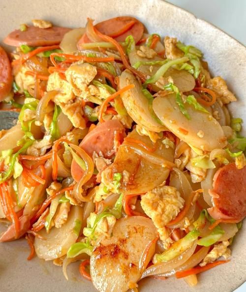 炒年糕怎么做_炒年糕需要焯水吗