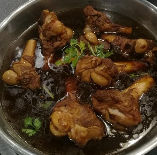 棒骨怎么炖才好吃_棒骨的家常做法步骤
