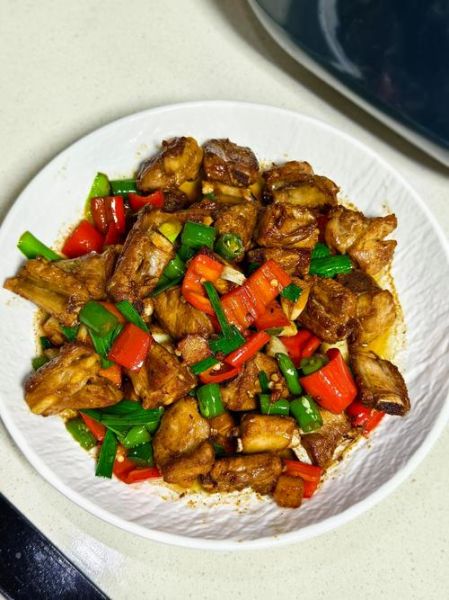 家常炒排骨怎么做_排骨怎么炒才嫩滑