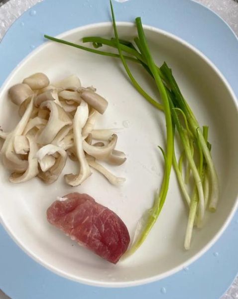 平菇汤怎么做好喝_平菇汤的做法大全