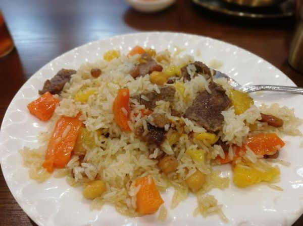 抓饭怎么做才正宗_正宗抓饭用什么米