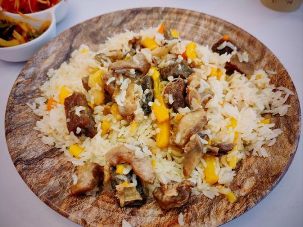 抓饭怎么做才正宗_正宗抓饭用什么米