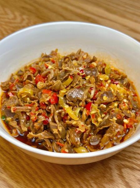酸辣鸡杂怎么做_酸辣鸡杂的家常做法