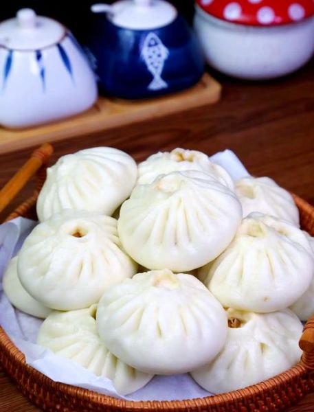 正宗猪肉大葱包子怎么做_猪肉大葱包子馅怎么调