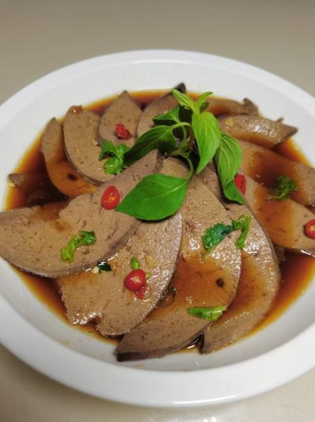 凉拌猪肝怎么做不腥_家常凉拌猪肝的做法窍门