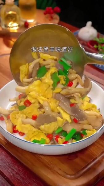 炒平菇怎么做好吃_平菇炒多久才熟