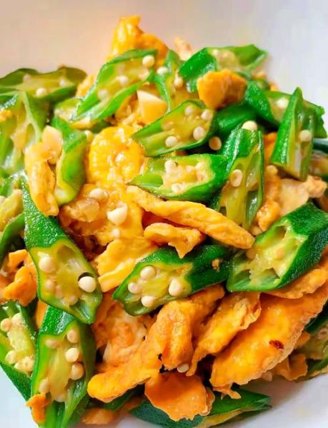 秋葵煎蛋怎么做_秋葵煎蛋要不要焯水