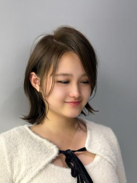 发型怎么选脸型_适合圆脸女生的发型推荐